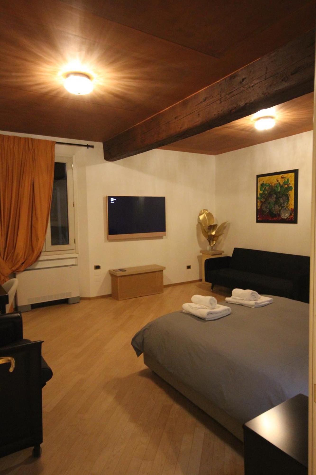 Casa Nina Bologna Centro Bed and Breakfast Eksteriør billede
